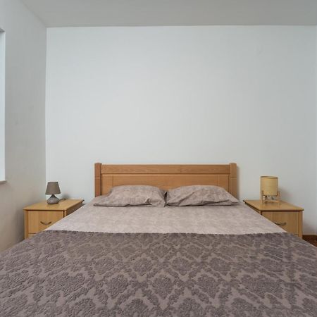 Apartments Franicevic Petrovac المظهر الخارجي الصورة