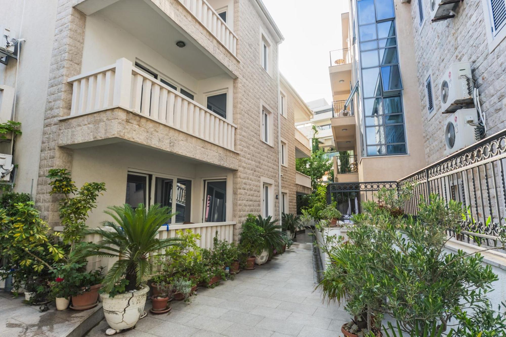 Apartments Franicevic Petrovac المظهر الخارجي الصورة