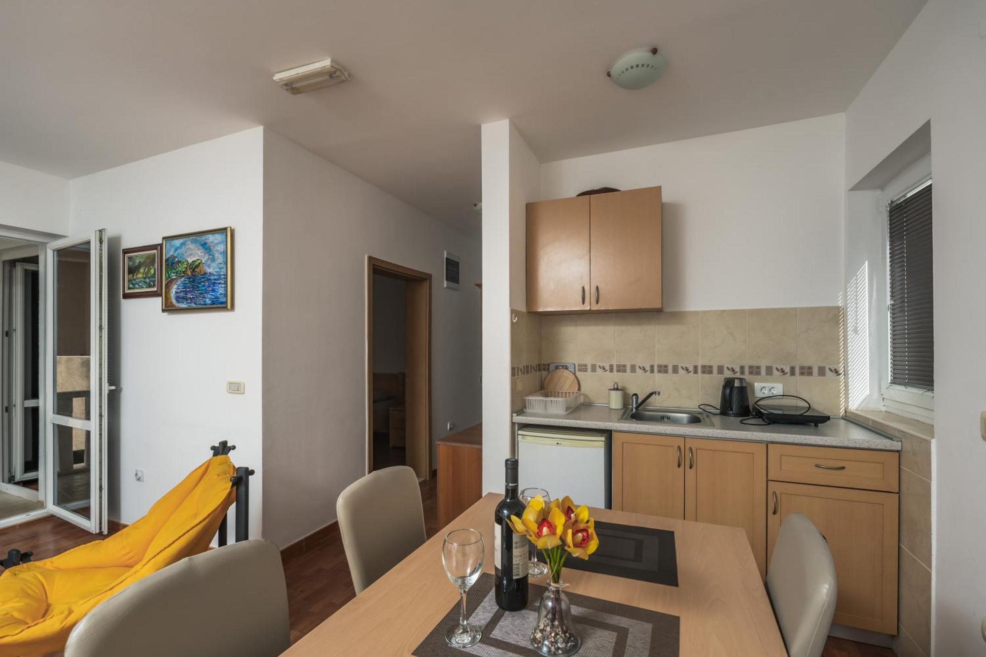 Apartments Franicevic Petrovac المظهر الخارجي الصورة